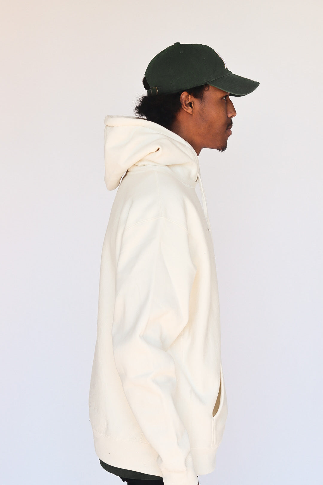 HEAVYWEIGHT HOODIE